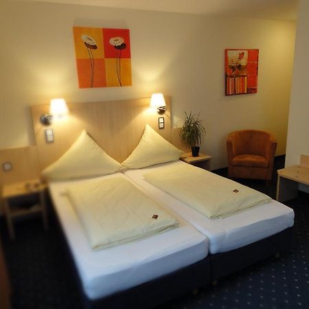 Landgasthof Hock Hotel Grossostheim Bilik gambar